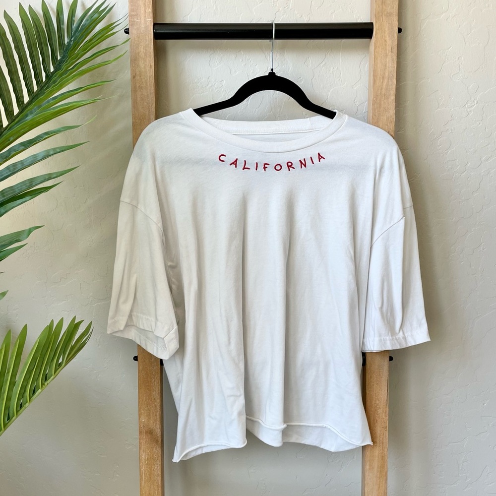 Riot Society White Short Sleeve with Stitched Red “California” Logo Top T-Shirt